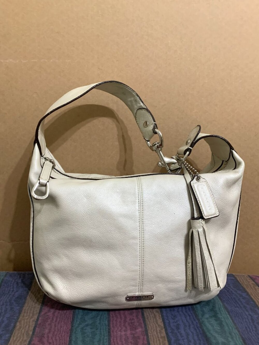 COACH White Pearlized Pebbled Leather AVERY Hobo F23960
